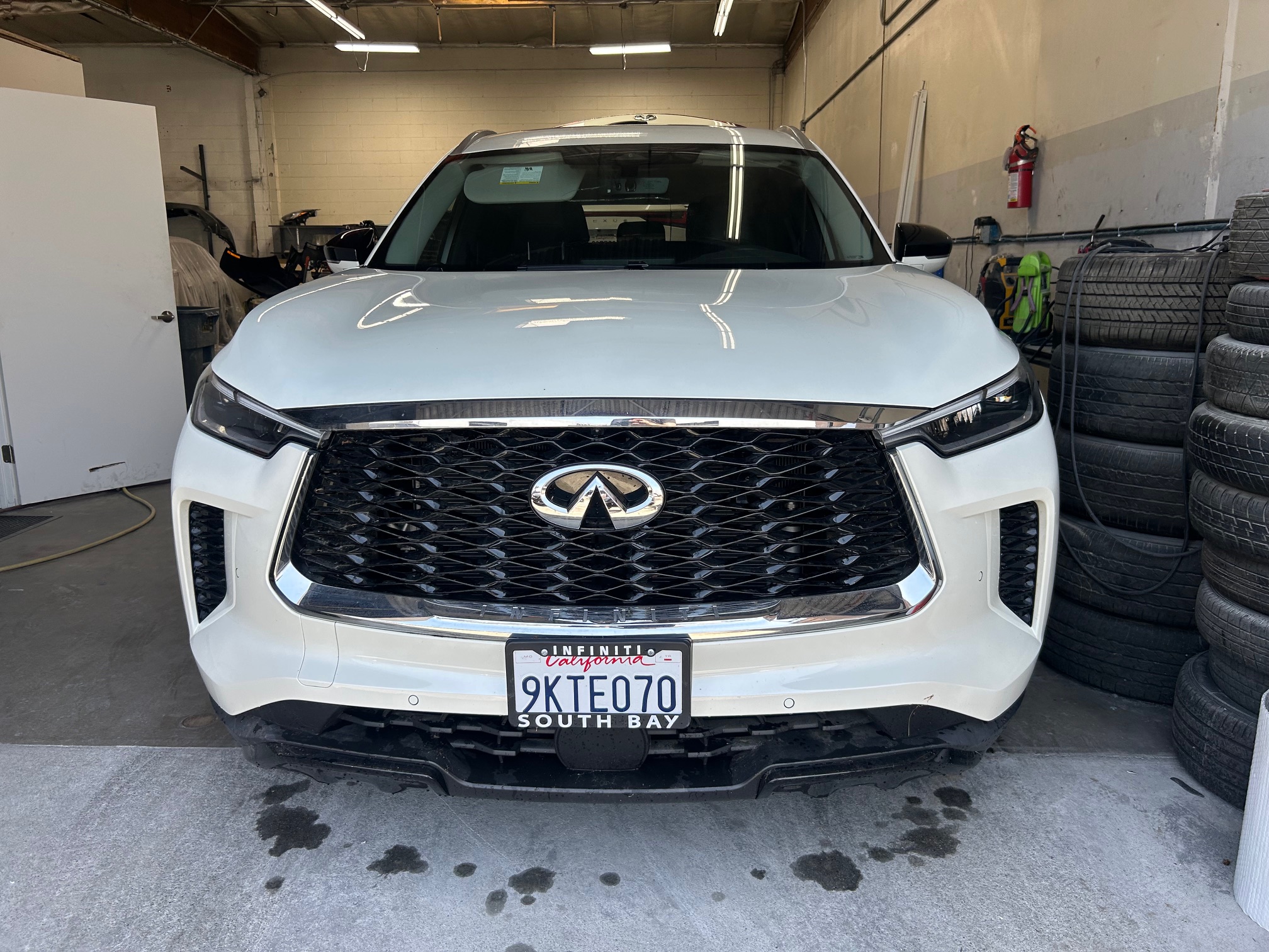 Infiniti Front Detail